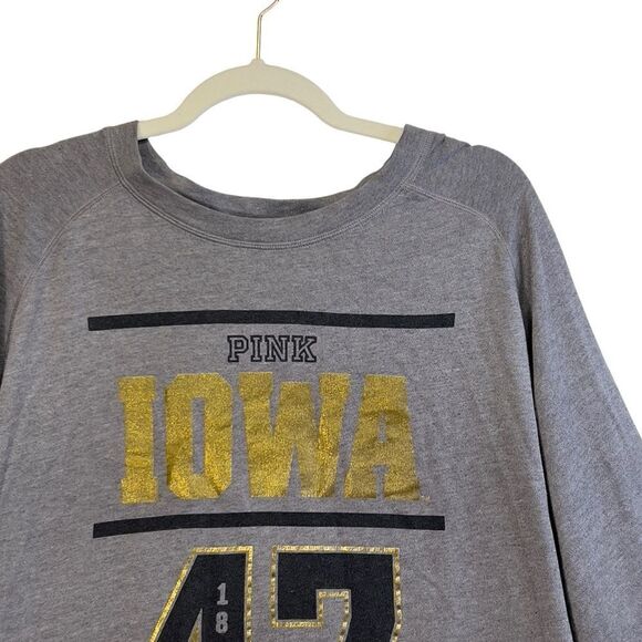 University of iowa hawkeyes PINK sweatshirt with pockets - Picture 2 of 16